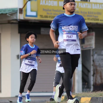 Runner Photo 3469699