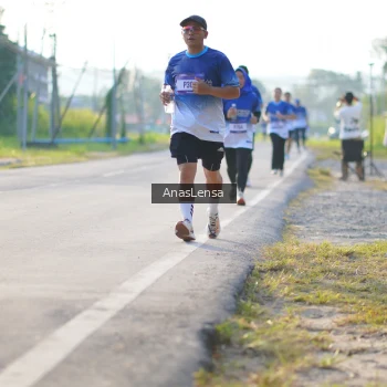 Runner Photo 3469771