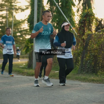Runner Photo 3469775