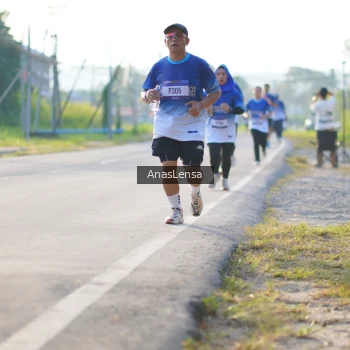 Runner Photo 3469791