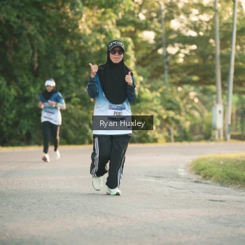 Runner Photo 3469801