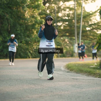 Runner Photo 3469807