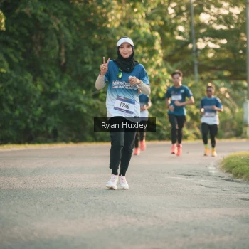 Runner Photo 3469828