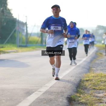 Runner Photo 3469838