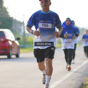 Runner Photo 3469839