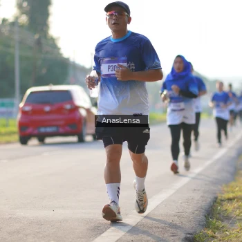 Runner Photo 3469854