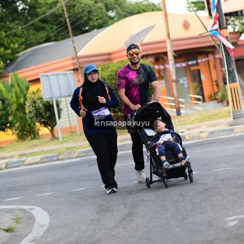 Runner Photo 3469917