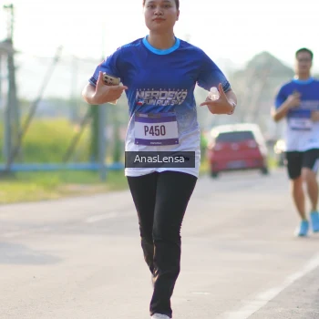 Runner Photo 3469945