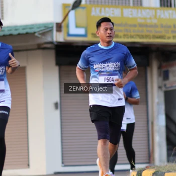 Runner Photo 3469960