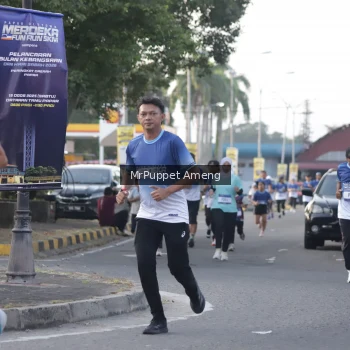 Runner Photo 3469962
