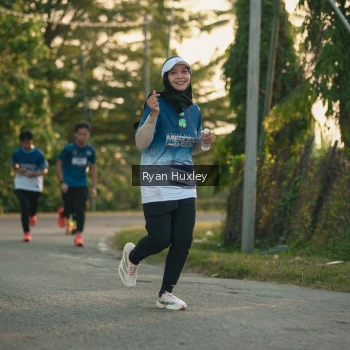Runner Photo 3469963