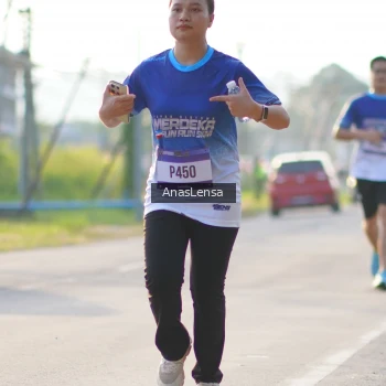 Runner Photo 3469986