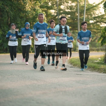Runner Photo 3469995
