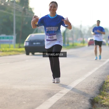Runner Photo 3469999