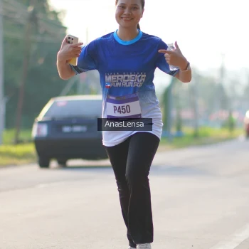 Runner Photo 3470005