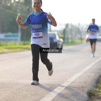 Runner Photo 3470024