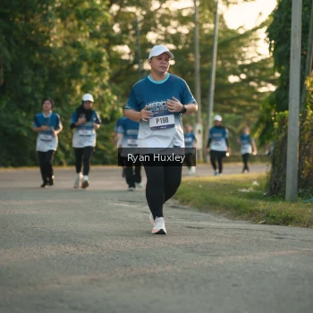 Runner Photo 3470043