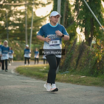 Runner Photo 3470048