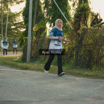 Runner Photo 3470072