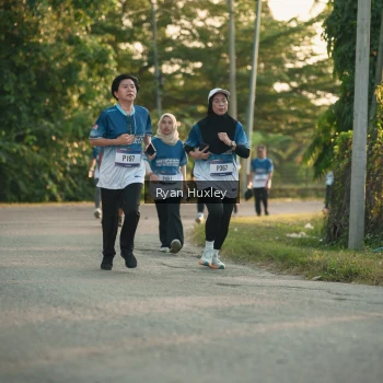 Runner Photo 3470074