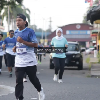 Runner Photo 3470094