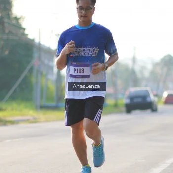 Runner Photo 3470095