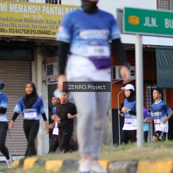 Runner Photo 3470119