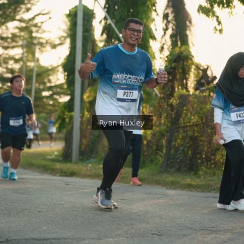 Runner Photo 3470132