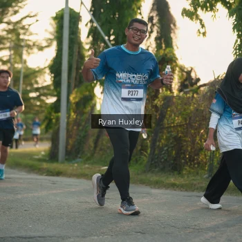 Runner Photo 3470134