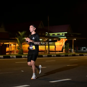 Runner Photo 3470144
