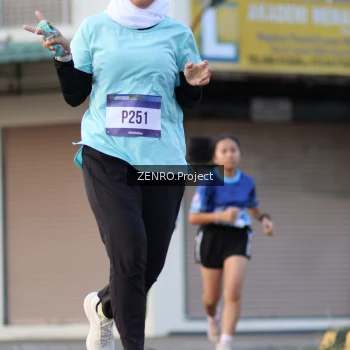 Runner Photo 3470147