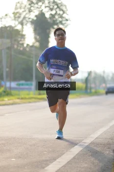 Runner Photo 3470168