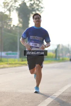 Runner Photo 3470170