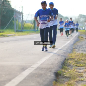 Runner Photo 3470182