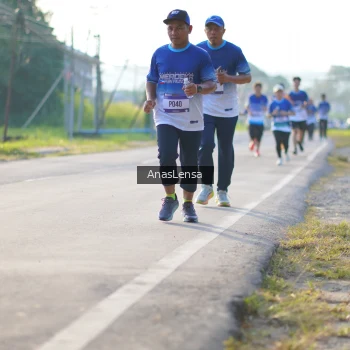Runner Photo 3470193