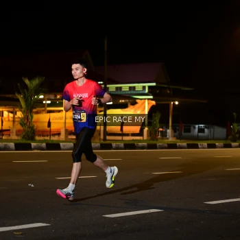 Runner Photo 3470202