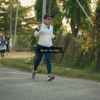 Runner Photo 3470206
