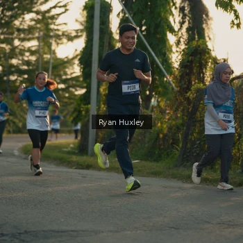 Runner Photo 3470239