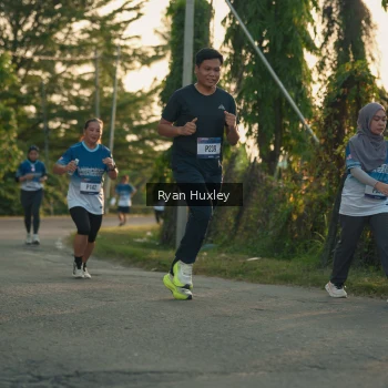 Runner Photo 3470243