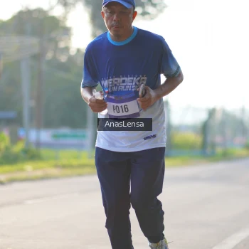 Runner Photo 3470366