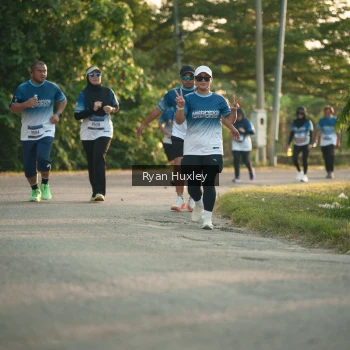 Runner Photo 3470393