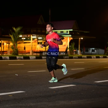 Runner Photo 3470419