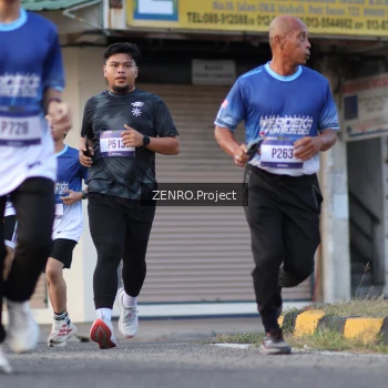 Runner Photo 3470422