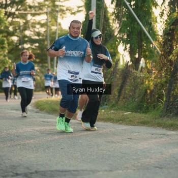 Runner Photo 3470423