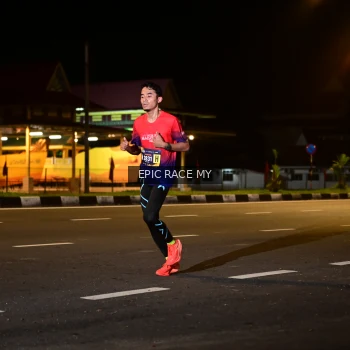 Runner Photo 3470436