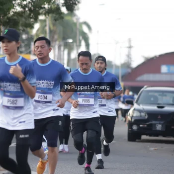 Runner Photo 3470447