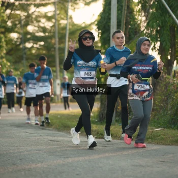 Runner Photo 3470463