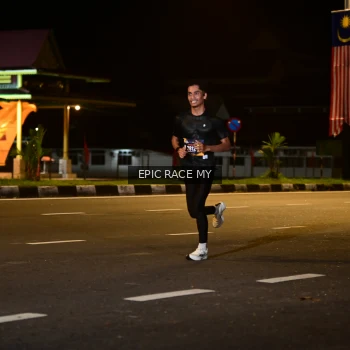 Runner Photo 3470549