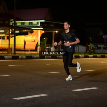 Runner Photo 3470558
