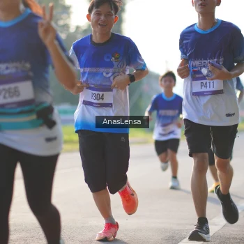 Runner Photo 3470573